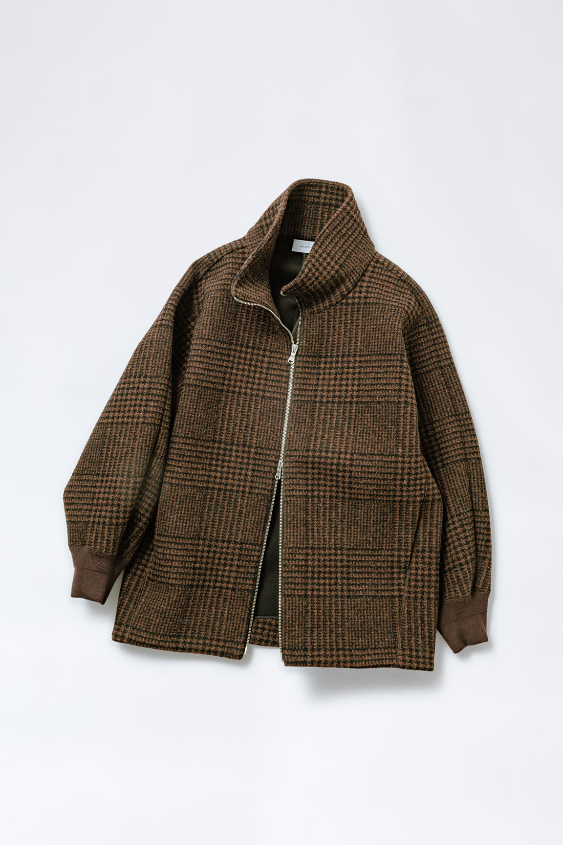 Outer / ADAM ET ROPÉ
